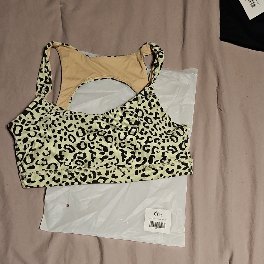 ZYIA Leopard Reve Sports Bra